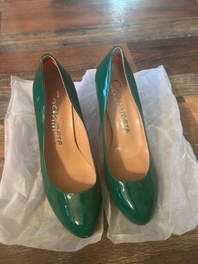 Green Patent Leather Classic Pump